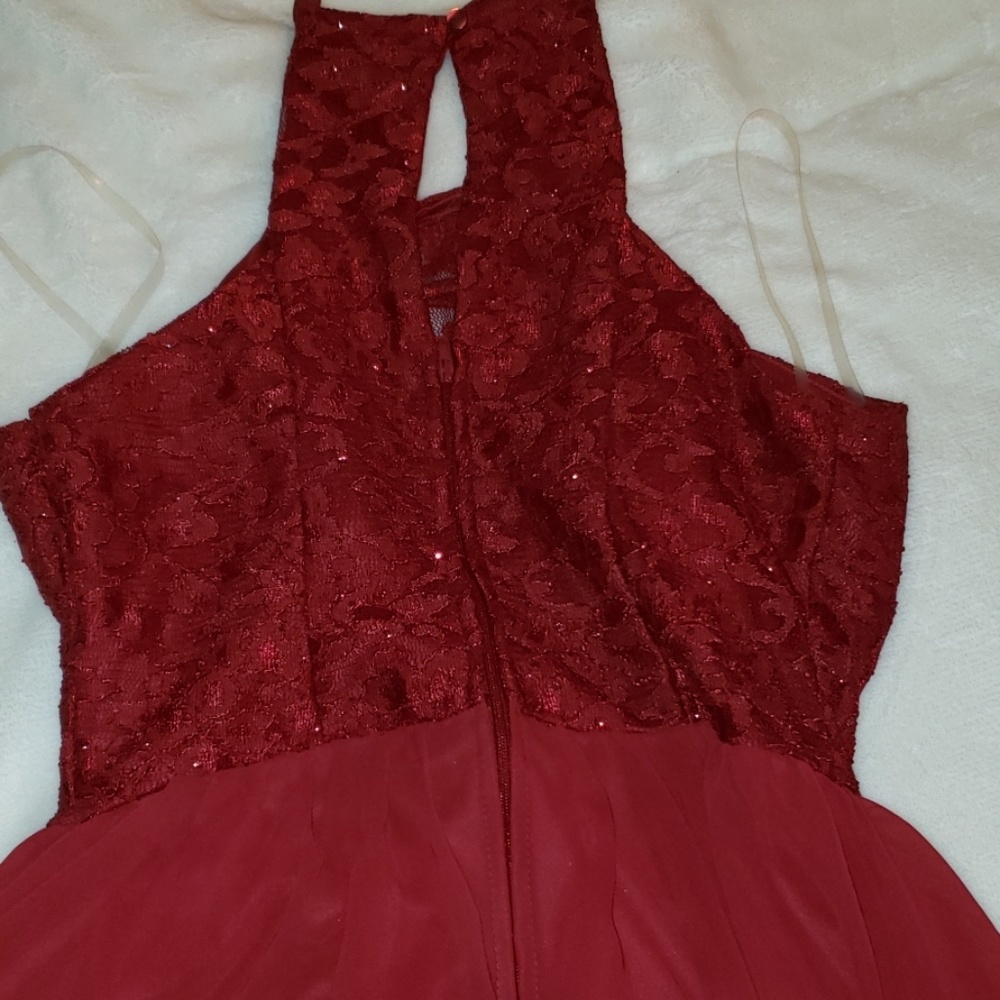 Dress - Picture 4 of 4